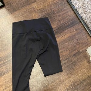 Lululemon black leggings